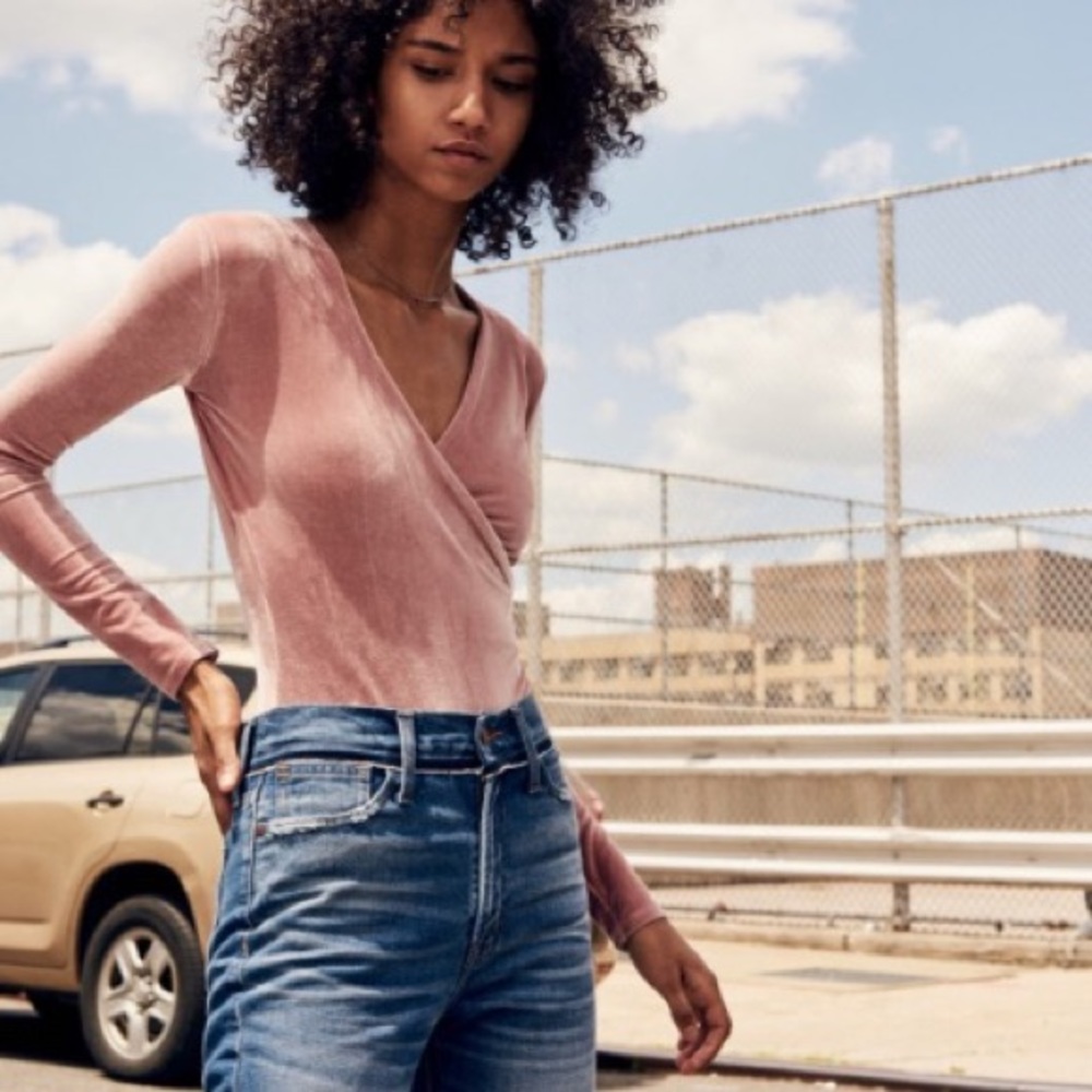 Madewell 30 Retro Crop Ripped Knees High Rise Jean - Picture 8 of 8